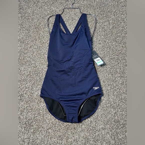 NWT Speedo One Piece Endurance Ultraback Swimsuit Size 8 - Picture 3 of 5
